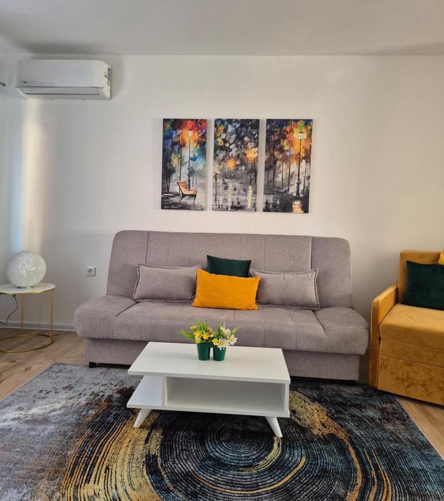 Mahala Apartments Visoko Buitenkant foto